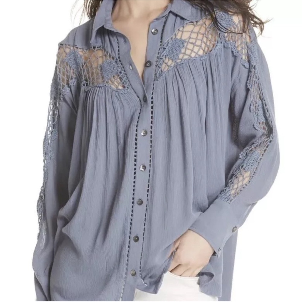 FREE PEOPLE Top Womens Size L Blue Crochet Lace Inset Katie Bird Button Up Boho